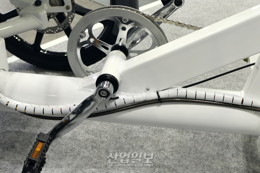 운송용 전기 자전거로 도심 배송 ‘편리하게’