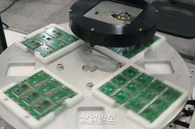 반도체 소자 검사기, 불량품 실시간 판별