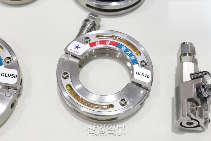 [포토뉴스]‘클램프’로 유해가스 누출 확인