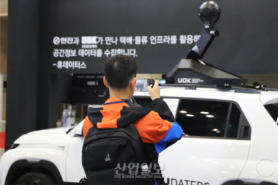 ‘공간정보’촬영 나서는 택배차량