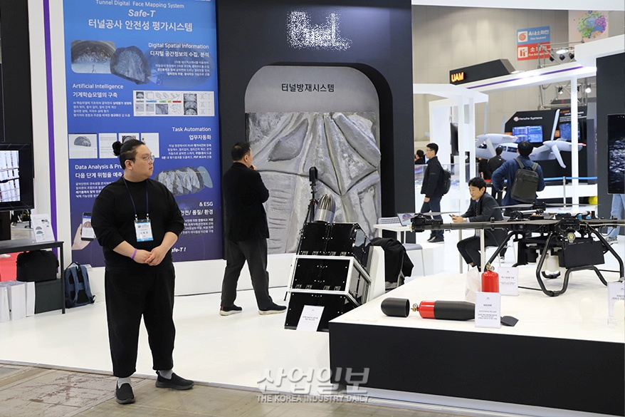 드론과 소화탄으로 산불 초기 진압