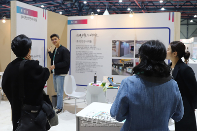 '친환경' 행사 집기, ESG 바람 타고 주목