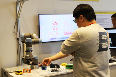 비전AI로 물류 로봇의 작업 범위 확장