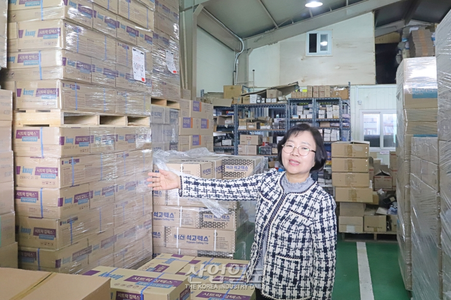 “맞는 물건 판매해 고객 신뢰 쌓죠”, 반석산건 송선옥 대표 인터뷰