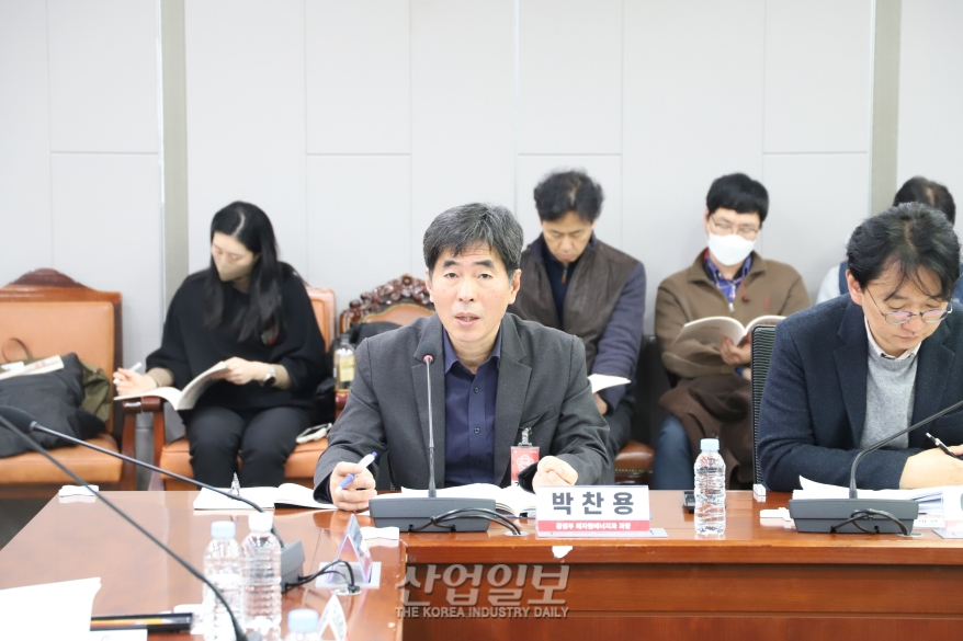 폐플라스틱 수요·공급 엇박자…“인프라 확충, 대중소 상생으로 극복”