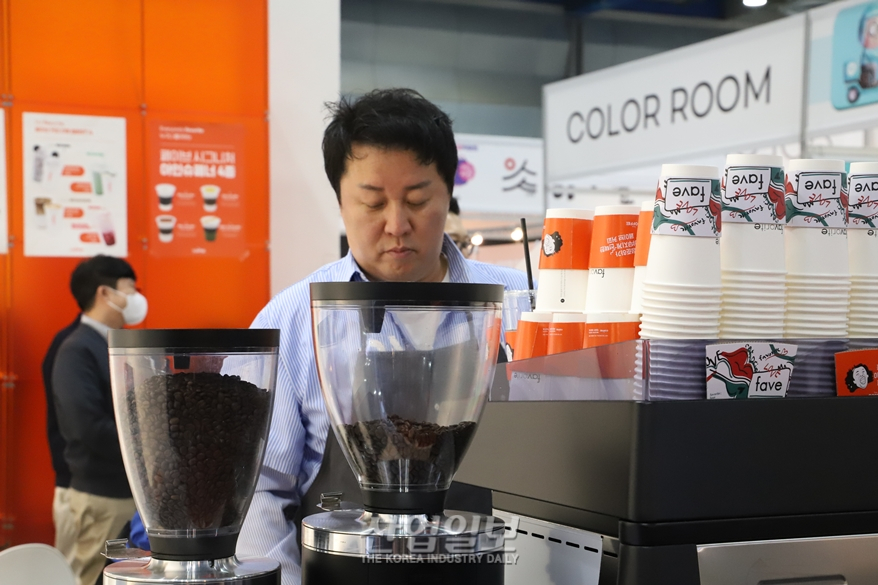 [포토뉴스]‘프랜차이즈 창업박람회 2024’, 개그맨 정준하 등장