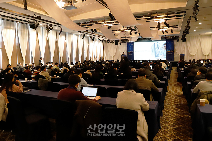 IITP, 세미나 통해 메타버스 미래 트렌드·글로벌 ICT 최신 동향 살펴