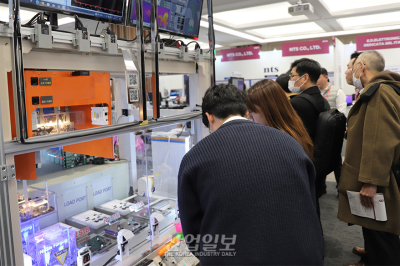 OHT로 운송되는 웨이퍼의 실시간 상태 추적 가능