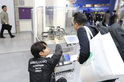 [포토뉴스]반도체 공정은 꼭 ‘고정밀’ 서보모터? “스텝 모터도 충분”