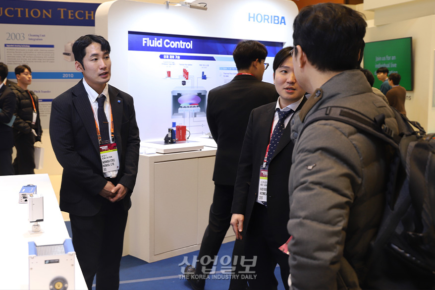 반도체 제조의 효율과 안전성 향상하는 MFC