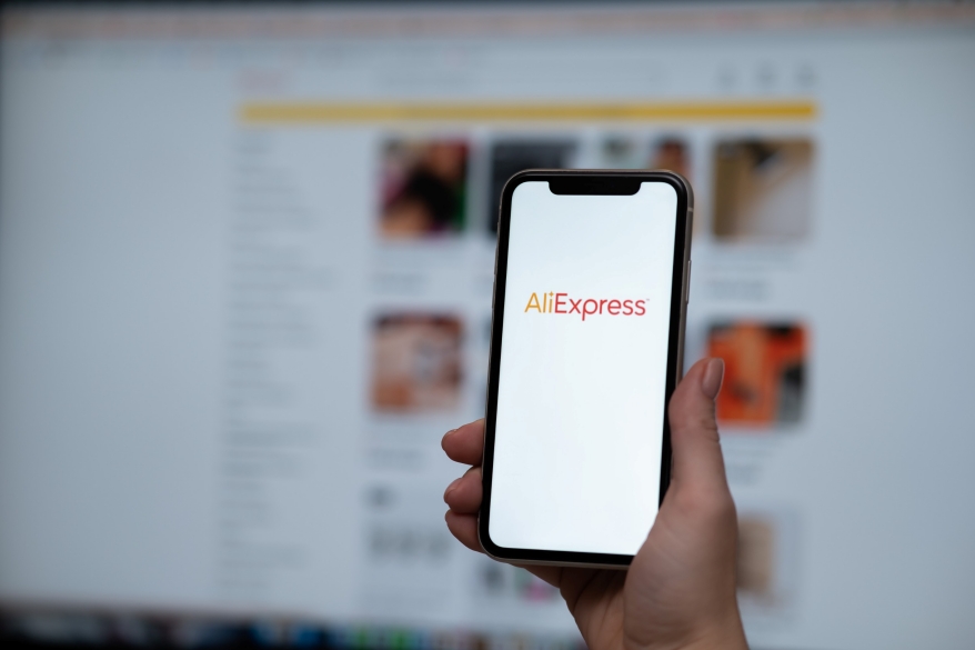 알리·테무 해외플랫폼 습격에…공정위, 이커머스 실태조사 착수