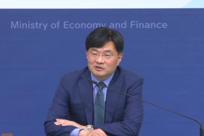 기재부, “제조업 생산·수출 중심 경기 회복 흐름…물가 둔화는 주춤”