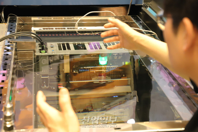 데이터센터 냉각, 액체로 해결한다?