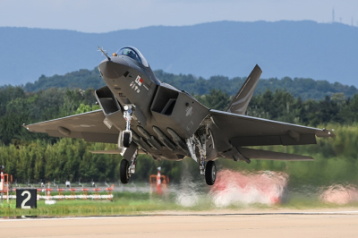 'KF-21' 기술 빼내다 걸려 놓고…인니, “분담금 1조 깎아 달라”