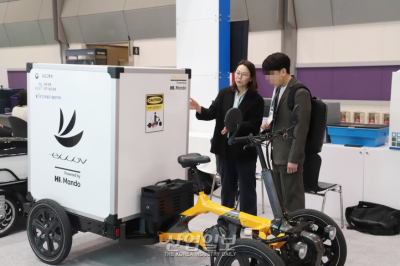 [포토뉴스]탄소배출 없이 택배 나르는 ‘화물용 전기자전거’