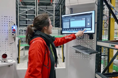 긱플러스(GEEK PLUS), 첫 번째 ‘토트 투 퍼슨’ 프로젝트 진행