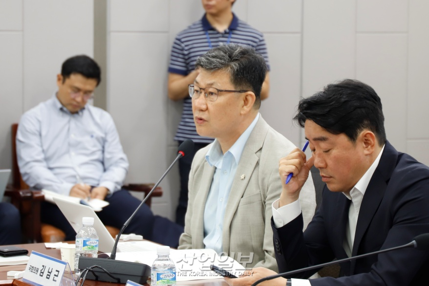 “K-디스카운트 해소는 지배구조 개선부터…정치적 프레임 벗겨야”