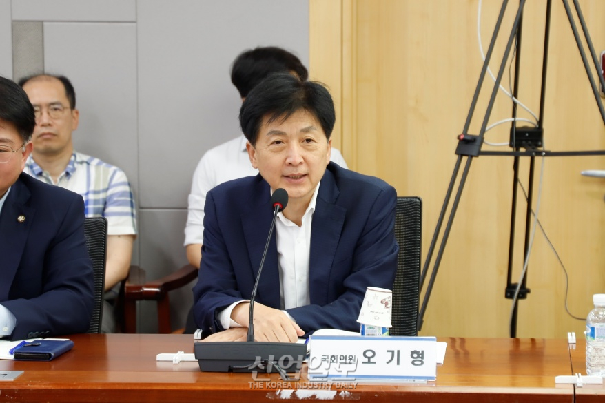 “K-디스카운트 해소는 지배구조 개선부터…정치적 프레임 벗겨야”