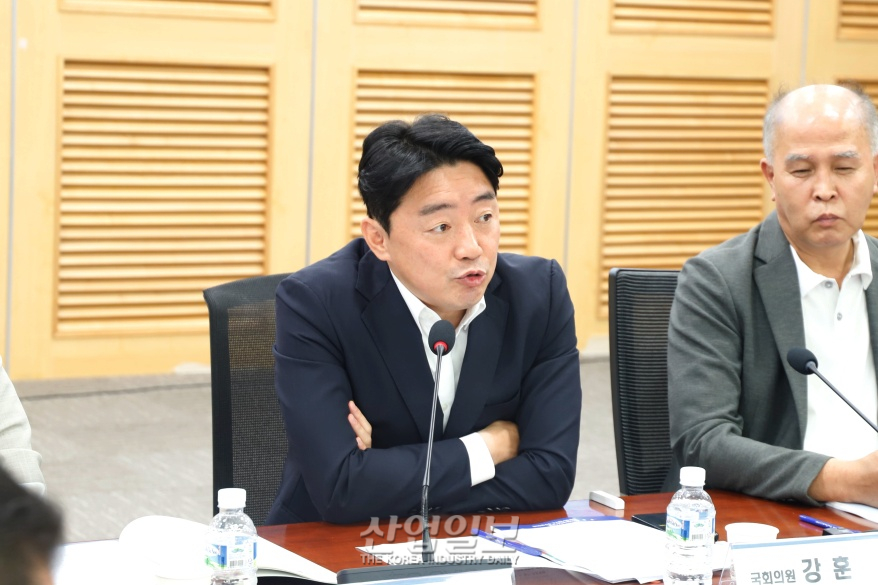 “K-디스카운트 해소는 지배구조 개선부터…정치적 프레임 벗겨야”