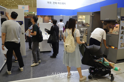 [포토뉴스]스가츠네, 코리아빌드위크에서 한국 인테리어 시장 ‘취향 저격’