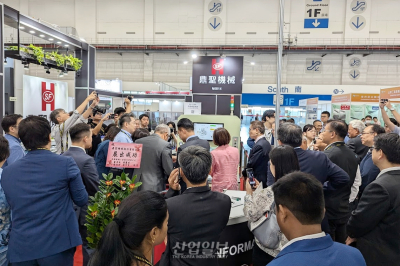 [TaipeiPLAS2024] Ding-shen Mechanical, 6축 로봇 기반 자동 스프레이 시스템 공개