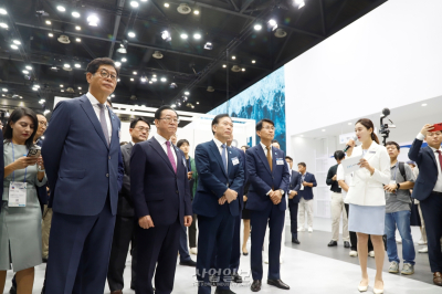 ‘H2MEET 2024' 방문 내빈, 성큼 다가온 수소경제 확인