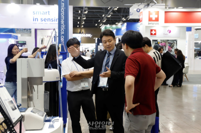 마이크로메리틱스 범용성 높은 분석기기로 실험 전체 솔루션 제공