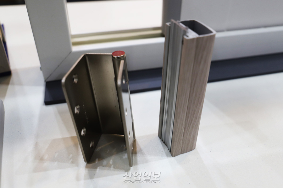 일상 속 안전 주목한 ‘손끼임 방지 장치’