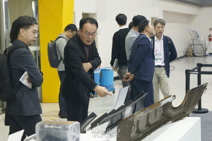 [카본코리아 2024][포토뉴스] ‘탄소나노산업’, 때로는 진지하게 때로는 즐겁게