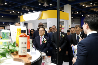 [포토뉴스]14개국 주한 대사, K푸드·뷰티 등 우수 제품 확인