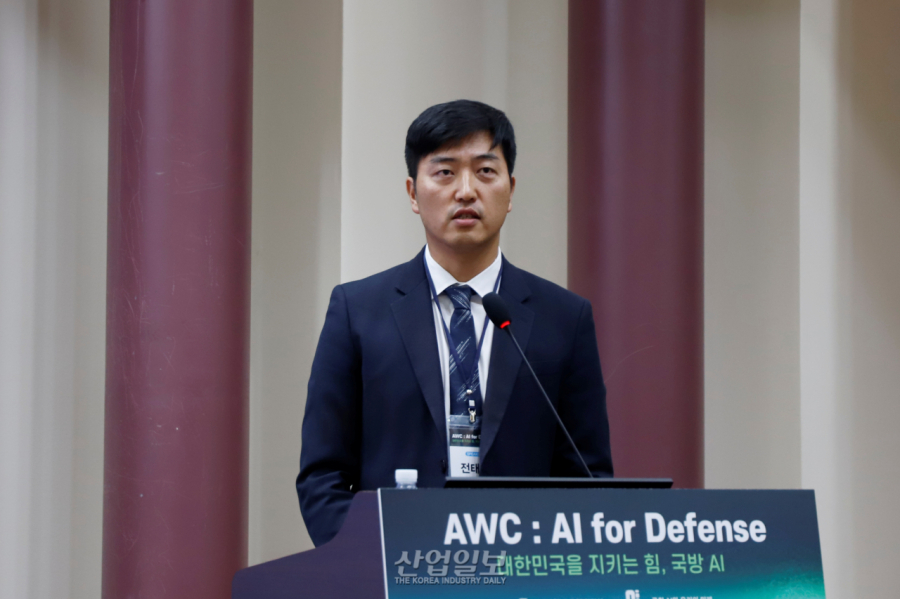 군사 AI 도입, “민간주도 R&D, 신속 평가 체계 갖춰야”