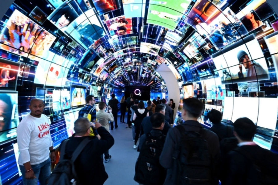 [2024년 산업계 10대 뉴스②]K-디스플레이 위기?…中의 비밀