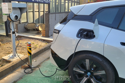 올해 전기차 보조금, 주행거리·충전속도 따지고 안전·책임 강화