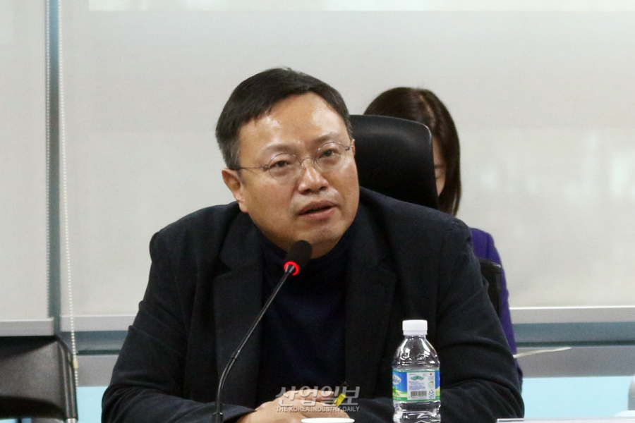 챗지피티와 딥시크가 여는 大 AI시대, 기회는 어디에 있나?