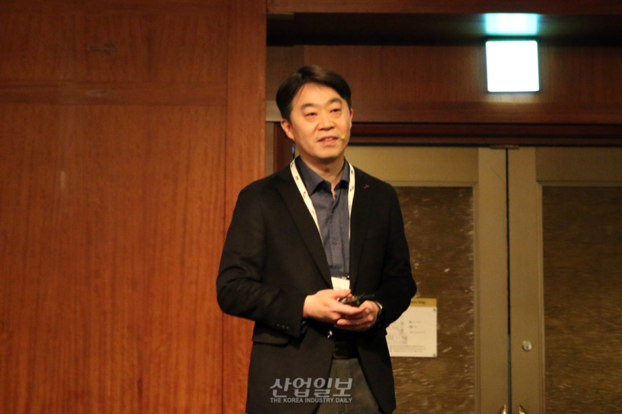 반도체 산업의 기술 장벽, 경쟁과 협력으로 극복해야