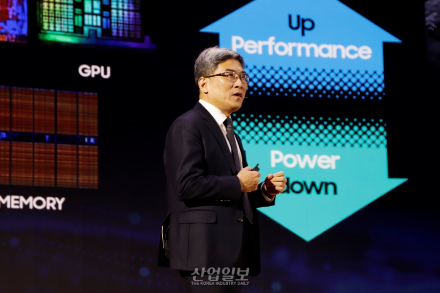 송재혁 삼성전자 사장 “미래 AI 지탱할 첨단 반도체…업계 협력 필수”