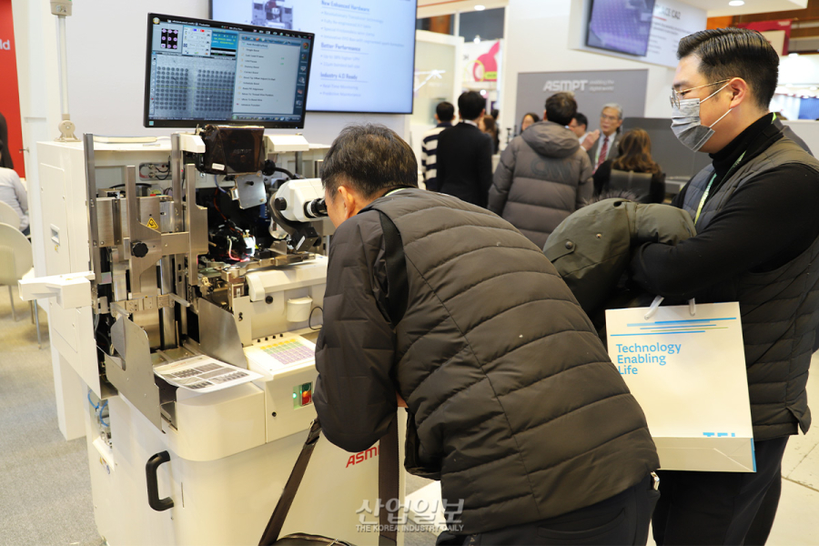 [포토뉴스] ASMPT, 0.5mil 미세 와이어 본더 선보여
