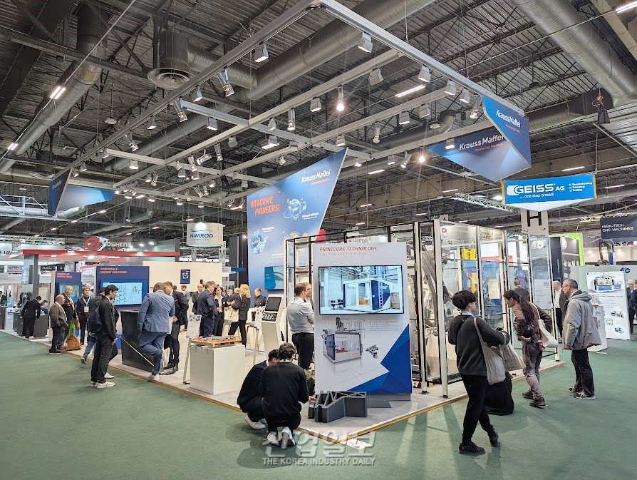 [JEC WORLD 2025] 크라우스마페이, 복합소재 신기술로 주목