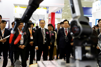 [AW 2025]‘AW 2025’ 참석 내빈들, AI 시대 선도 제조기술 확인