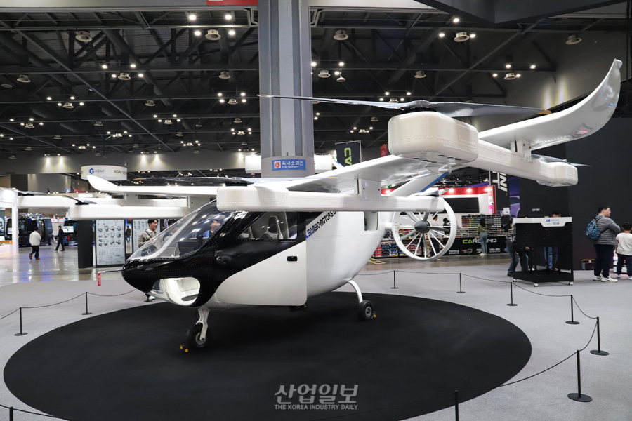 수소-전기 하이브리드 UAM에 참관객 ‘눈길’