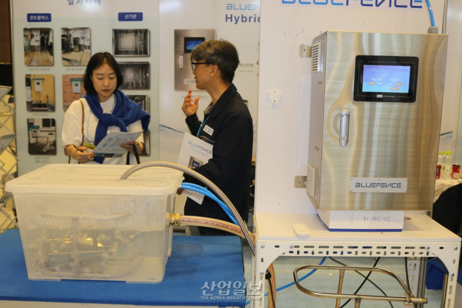 블루펜스, 초음파·알칼리·OH라디칼 복합 정화장치로 폐지방·악취 한 번에 해결