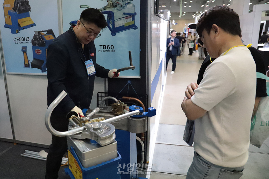 [BUTECH 2025] 멘드릴 필요없는 파이프 벤딩기로 작업 효율↑