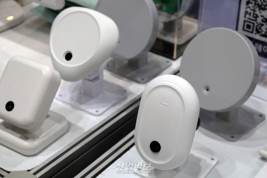 비접촉식 센서 하나로 생체 신호 실시간 감지