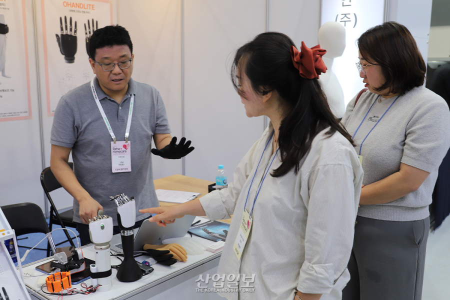 전동의수, 휴머노이드 로봇 핸드로 진화