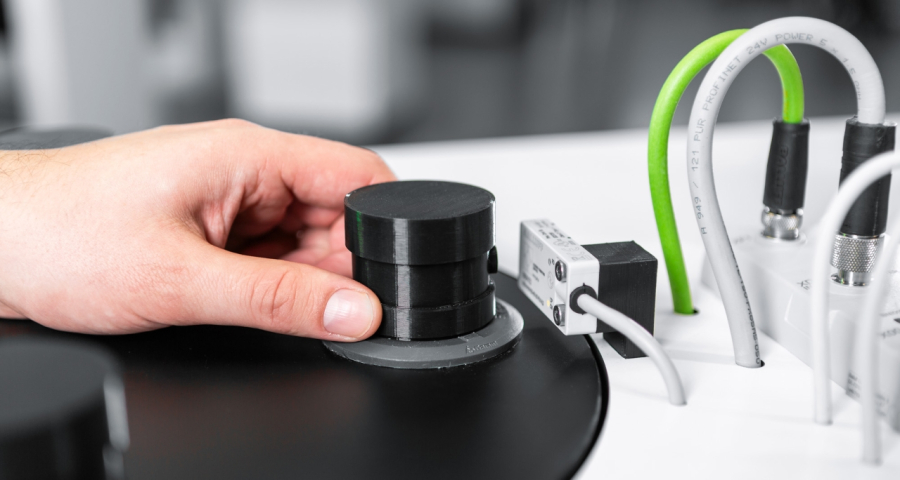 발루프(Balluff), 팀테크닉 개발기간 절반 단축… 디지털 트윈 가상 시운전 적용