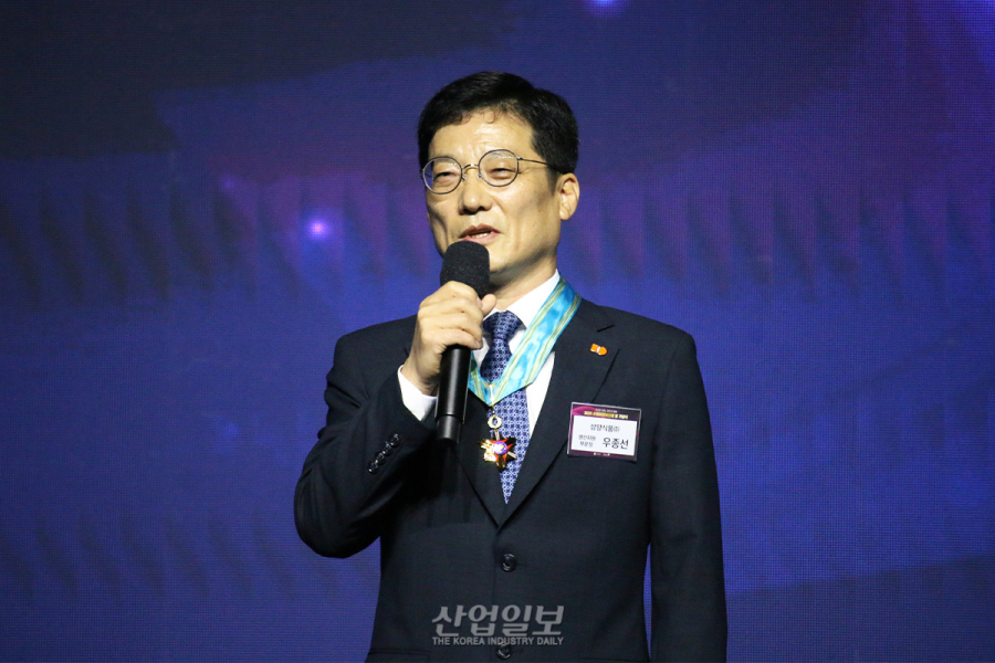 [포토뉴스] 산업현장의 ‘안전’ 영웅, 한자리에…“노동의 존중, 안전한 일터서 시작”