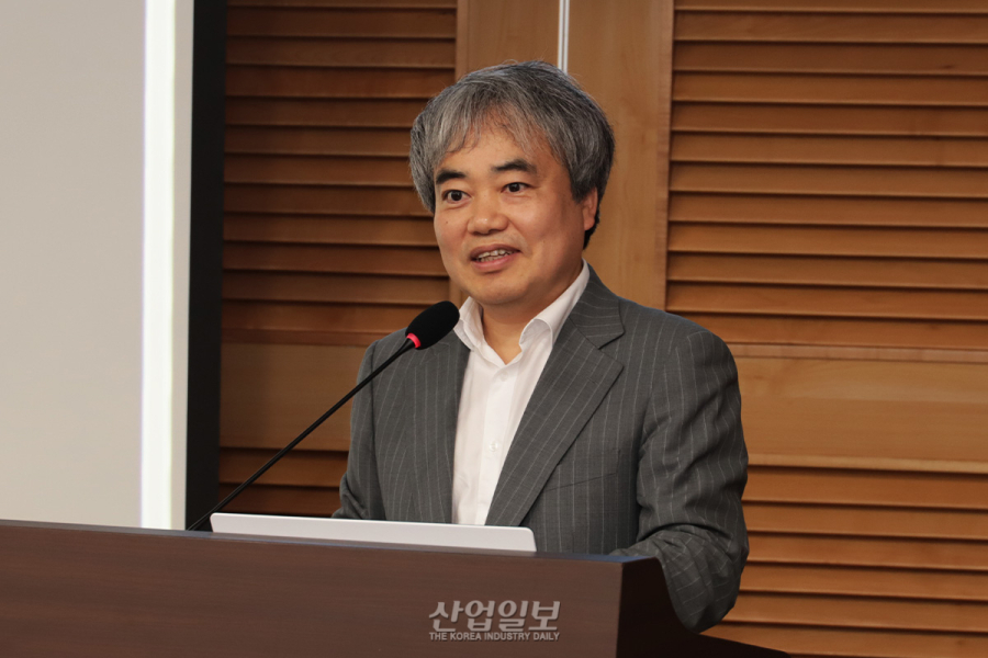 “산업재산 정보, 기술패권 경쟁 시대의 핵심 정보원”