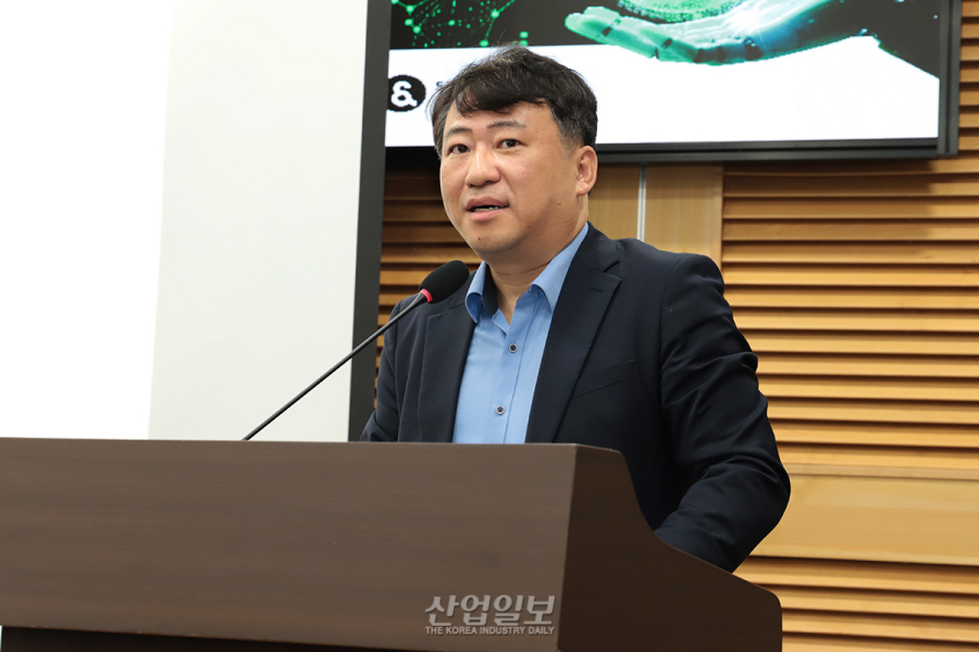 “AI, 다층 생태계…‘AI 기본법’ 하나로 규율 어려워”