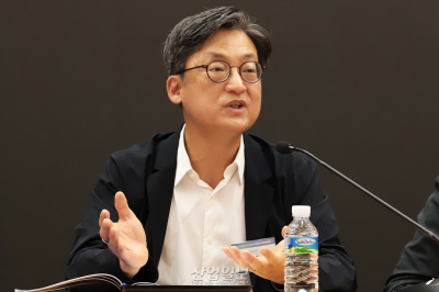 “AI 서비스, ‘네트워크 혁신’ 중요 과제…기존 하드웨어 중심 한계 있어”