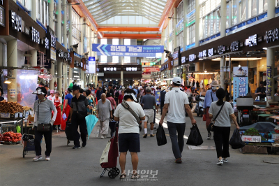 민생회복 소비쿠폰, 내수 회복 물꼬 트나…소비심리지수·산업활동 지표 상승